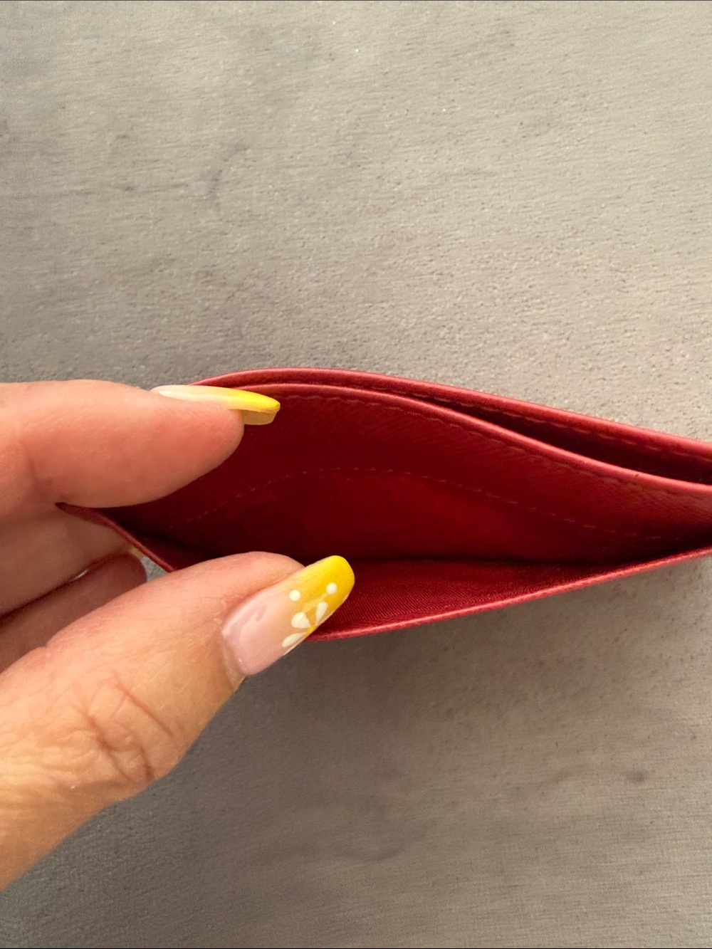 Prada Red Saffiano Leather Card Holder Wallet Gold Logo - Picture 3 of 7